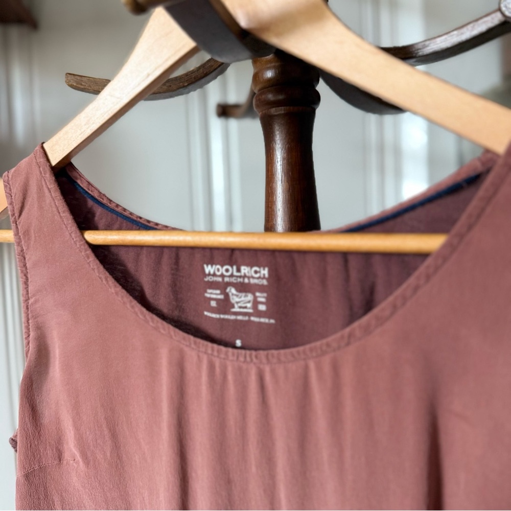 Woolrich Silk Sleeveless Lounge Top - Picture 3 of 7